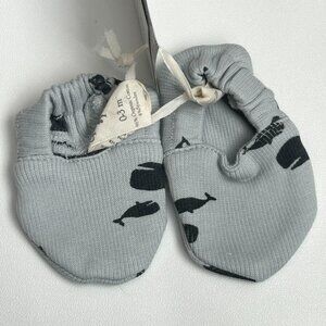 NWT Kate Quinn Baby Booties 0-3M Blue Little Whale Print Cotton Rib